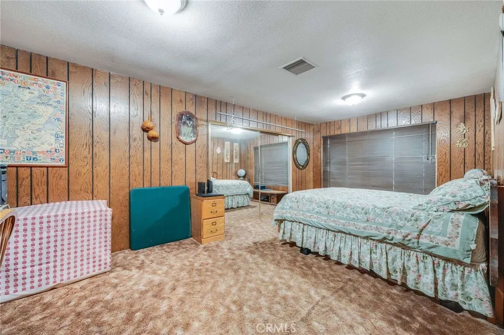 5344 Lucretia, Jurupa Valley, California 91752 home-pic-15