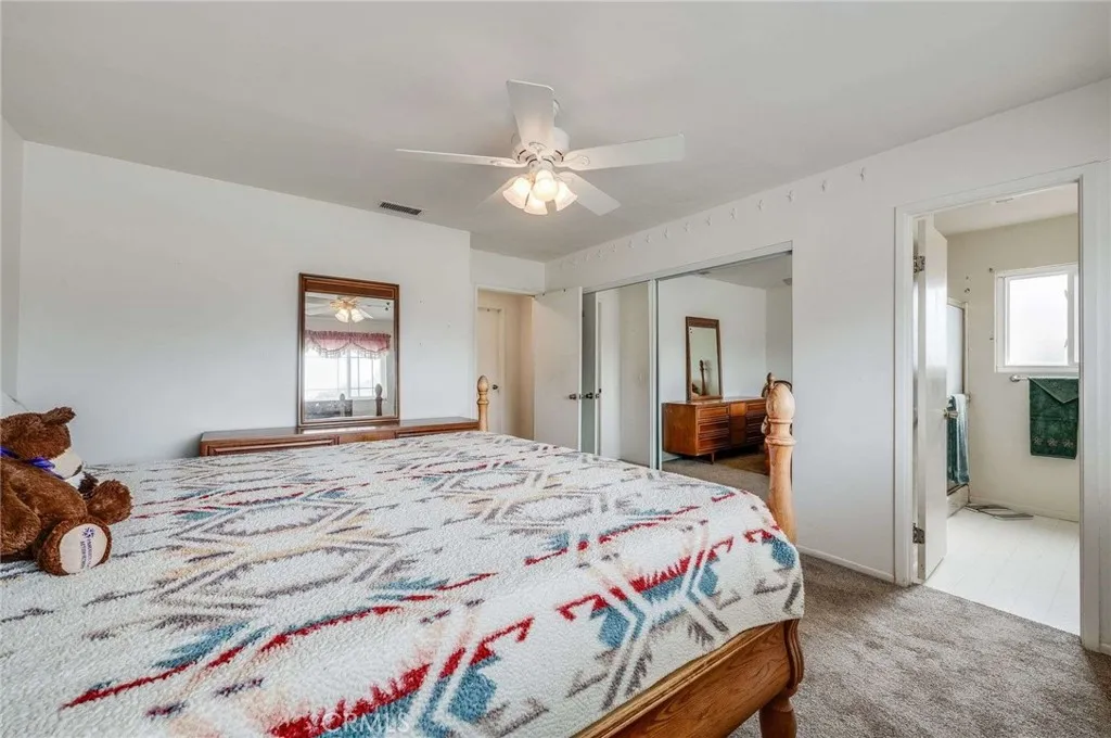 5344 Lucretia, Jurupa Valley, California 91752 home-pic-24