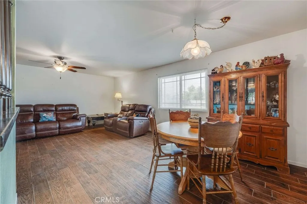 5344 Lucretia, Jurupa Valley, California 91752 home-pic-10