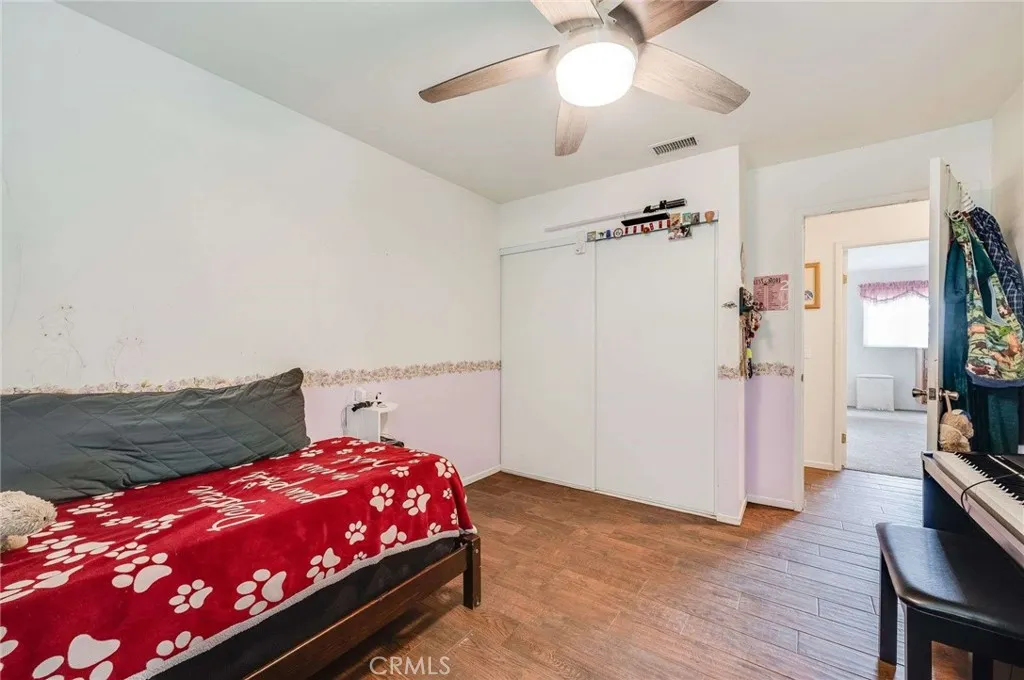 5344 Lucretia, Jurupa Valley, California 91752 home-pic-27