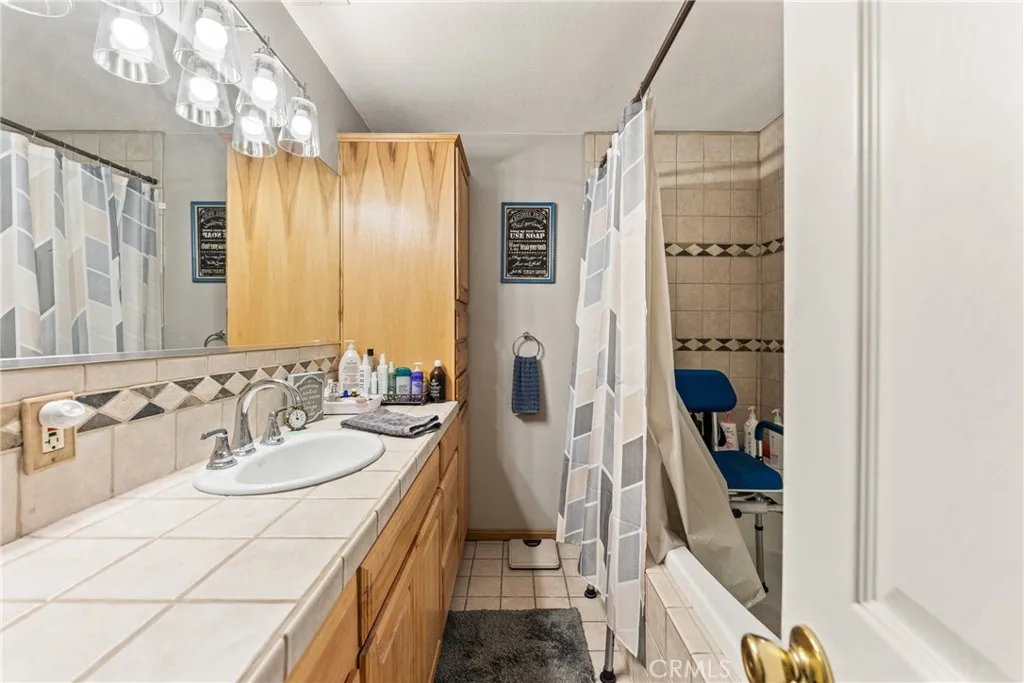 39441 Tokay, Cherry Valley, California 92223 home-pic-26