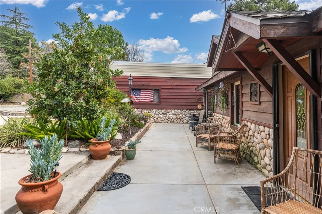 39441 Tokay, Cherry Valley, California 92223 home-pic-9