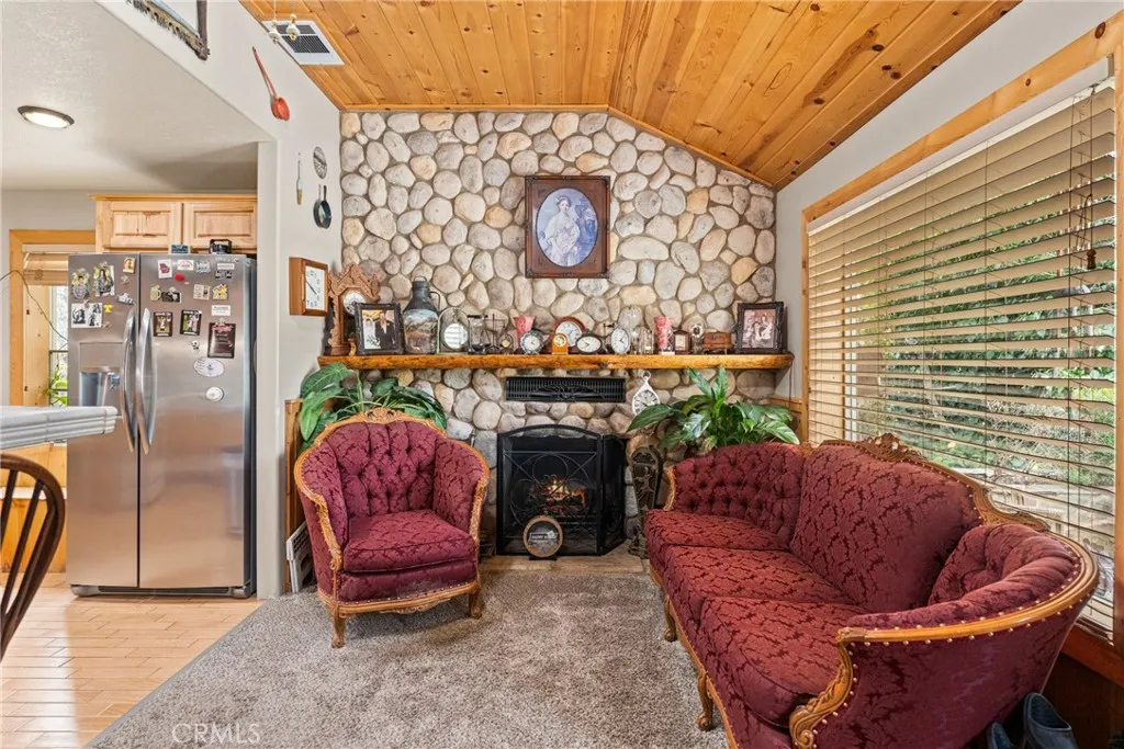 39441 Tokay, Cherry Valley, California 92223 home-pic-14