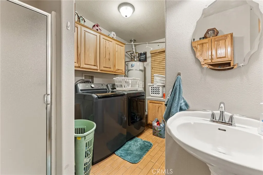 39441 Tokay, Cherry Valley, California 92223 home-pic-35
