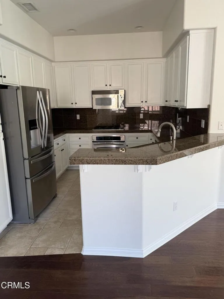 4168 Felipe Lane A, Simi Valley, California 93063 home-pic-16