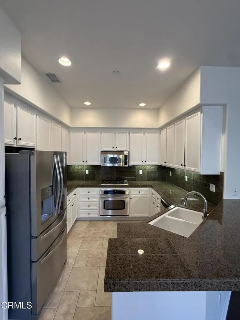 4168 Felipe Lane A, Simi Valley, California 93063 home-pic-18