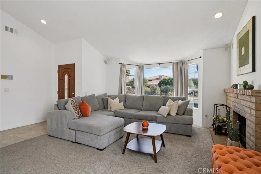 30319 Desert Moon, Thousand Palms, California 92276 home-pic-11