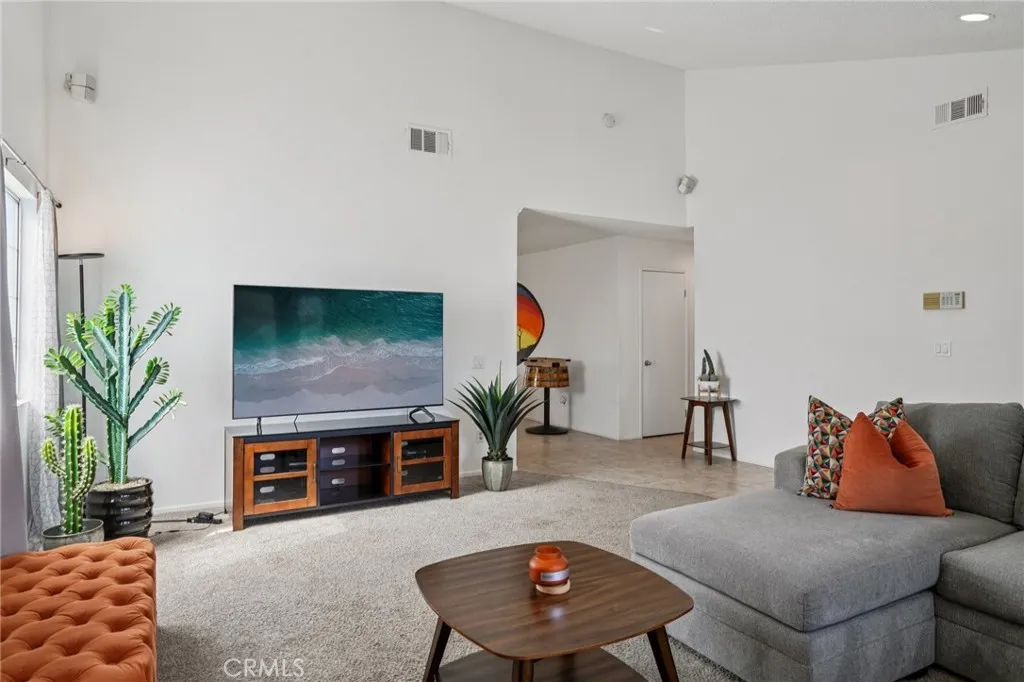 30319 Desert Moon, Thousand Palms, California 92276 home-pic-10