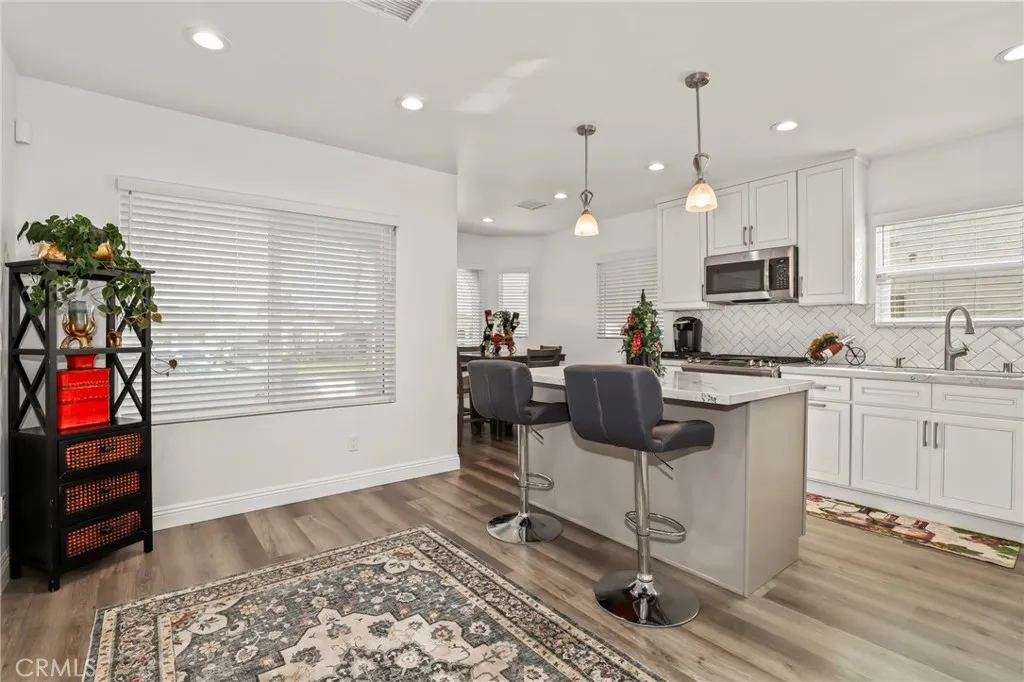 7827 La Salle, Los Angeles, California 90047 home-pic-4