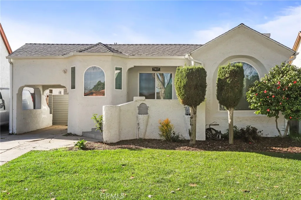 7827 La Salle, Los Angeles, California 90047 home-pic-1