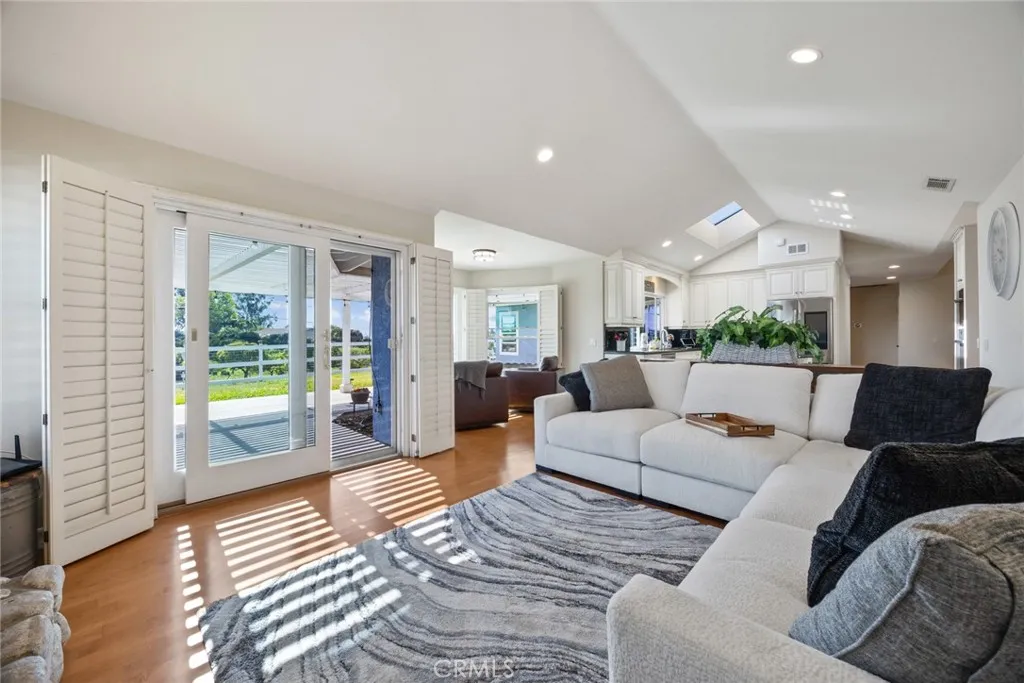 804 El Paisano, Fallbrook, California 92028 home-pic-21