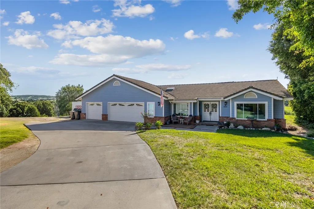 804 El Paisano, Fallbrook, California 92028 home-pic-3