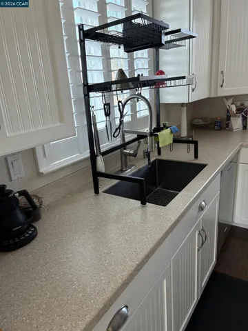 Kitchen Counter space