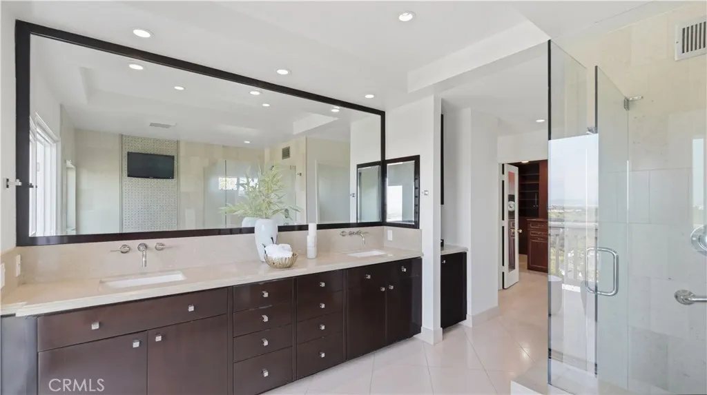 31 Saint Tropez, Newport Beach, California 92660 home-pic-30