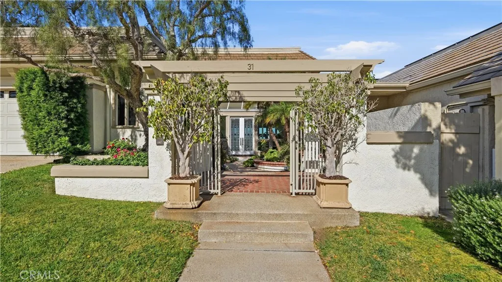 31 Saint Tropez, Newport Beach, California 92660 home-pic-48