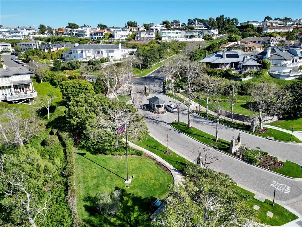 31 Saint Tropez, Newport Beach, California 92660 home-pic-53
