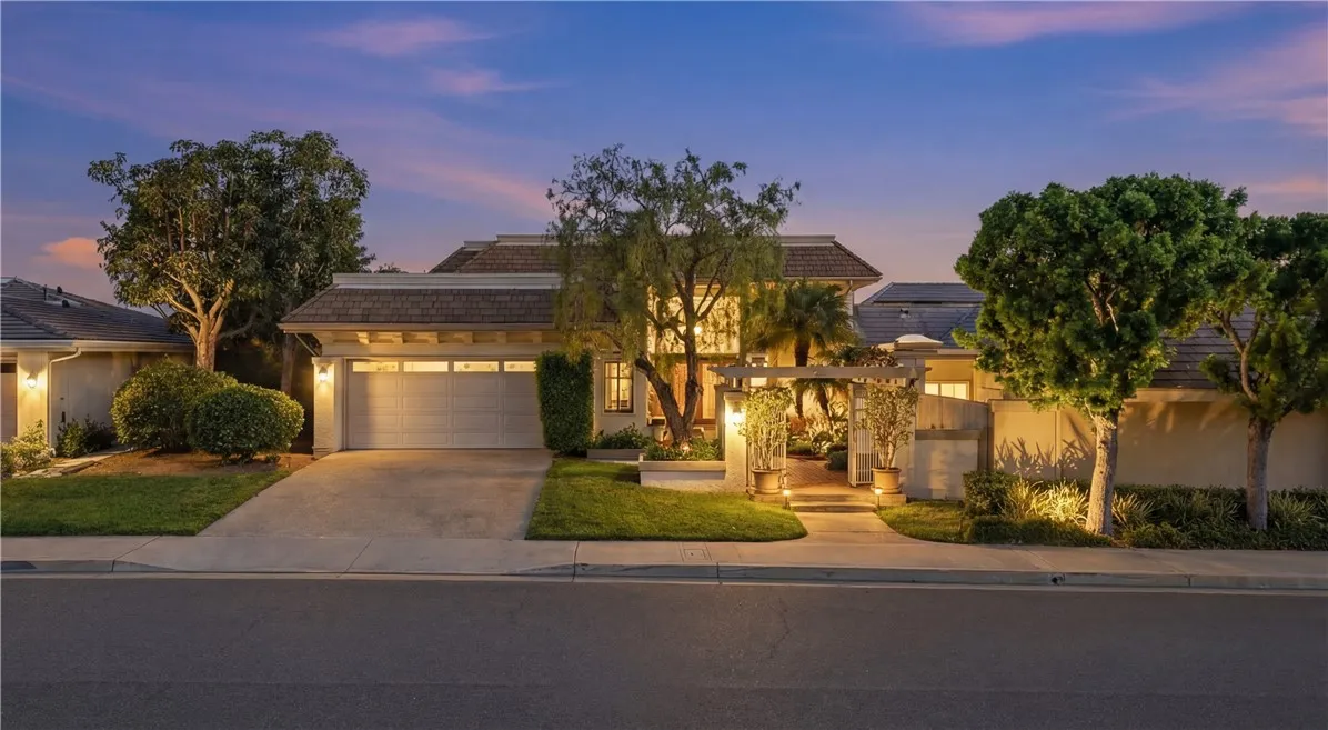 31 Saint Tropez, Newport Beach, California 92660 home-pic-2