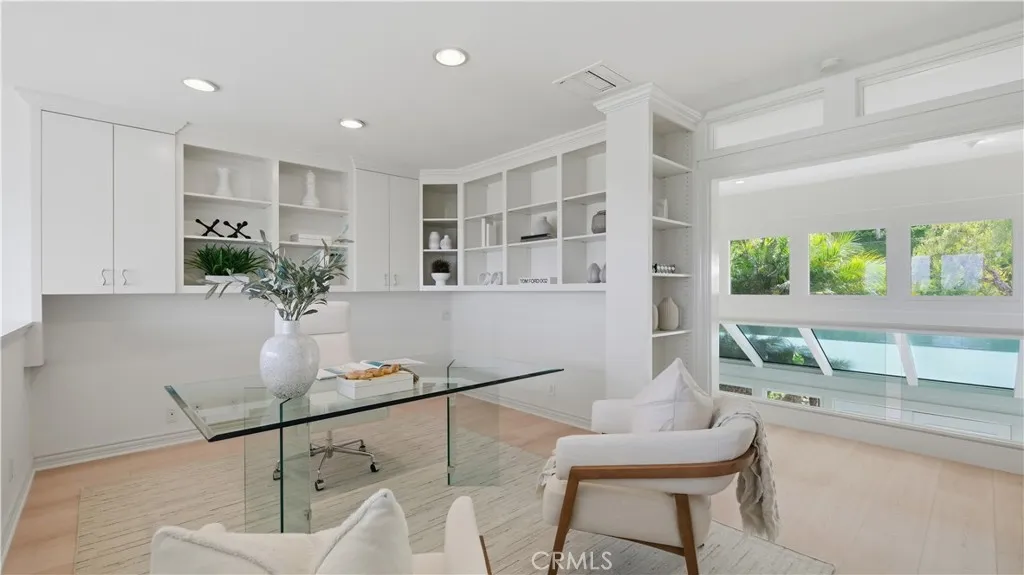 31 Saint Tropez, Newport Beach, California 92660 home-pic-39