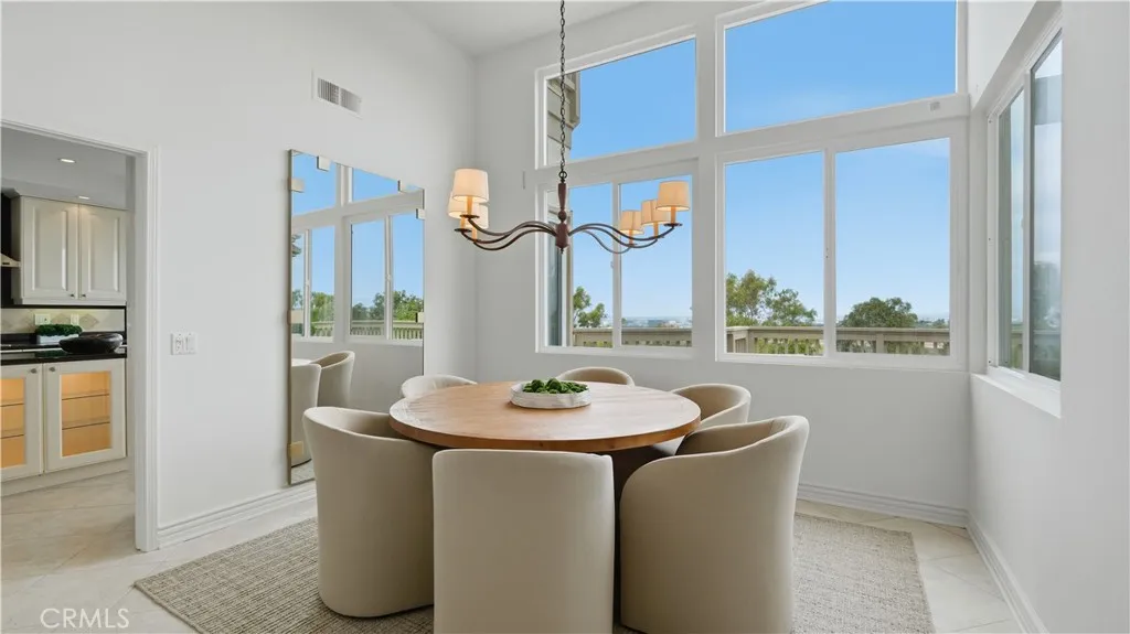 31 Saint Tropez, Newport Beach, California 92660 home-pic-12