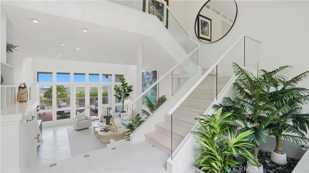 31 Saint Tropez, Newport Beach, California 92660 home-pic-5