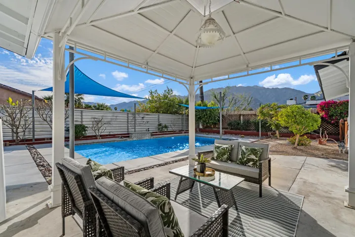 44_11998043_186248_186248-EI-144