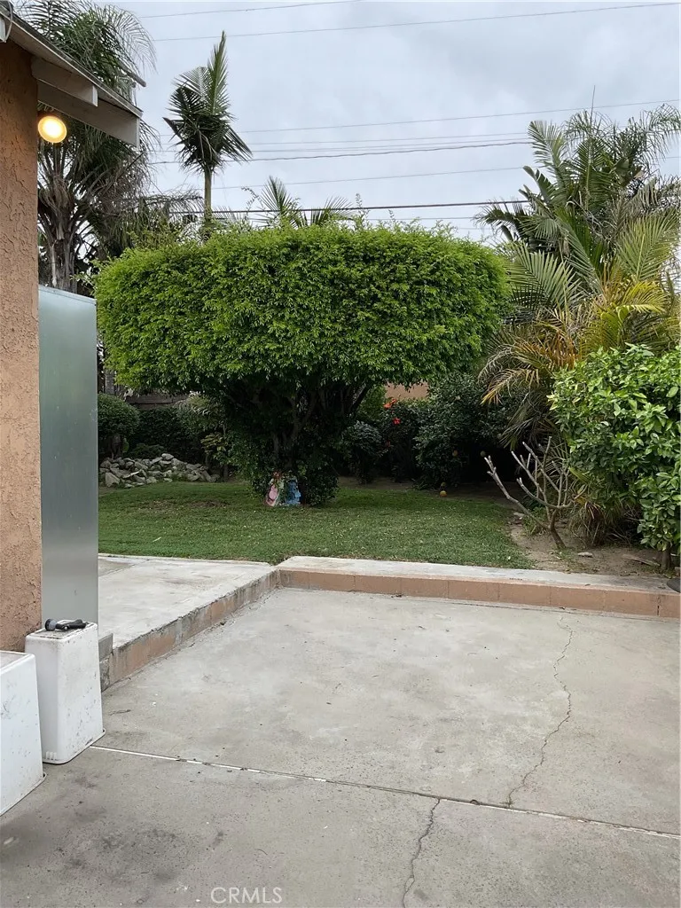 1627 W 65th Street, Los Angeles, California 90047 home-pic-15