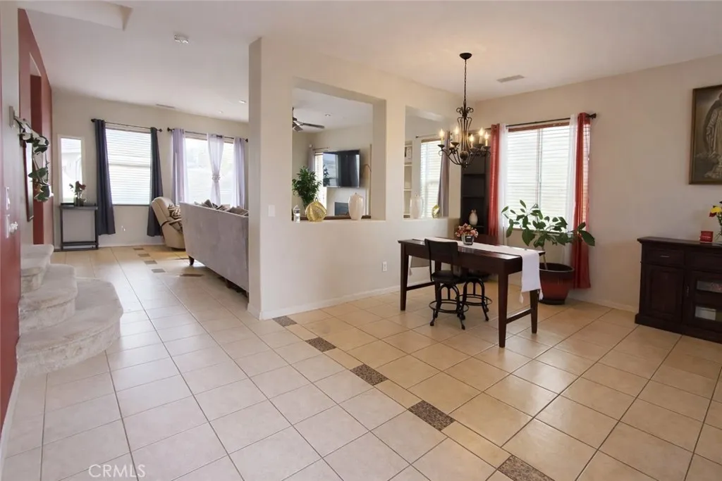 3116 Peaceful Way, Lancaster, California 93535 home-pic-2