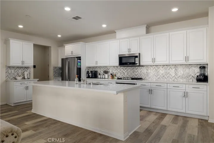 Large kitchen island for hosting