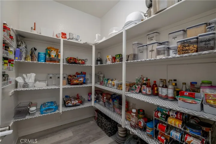 walk in pantry