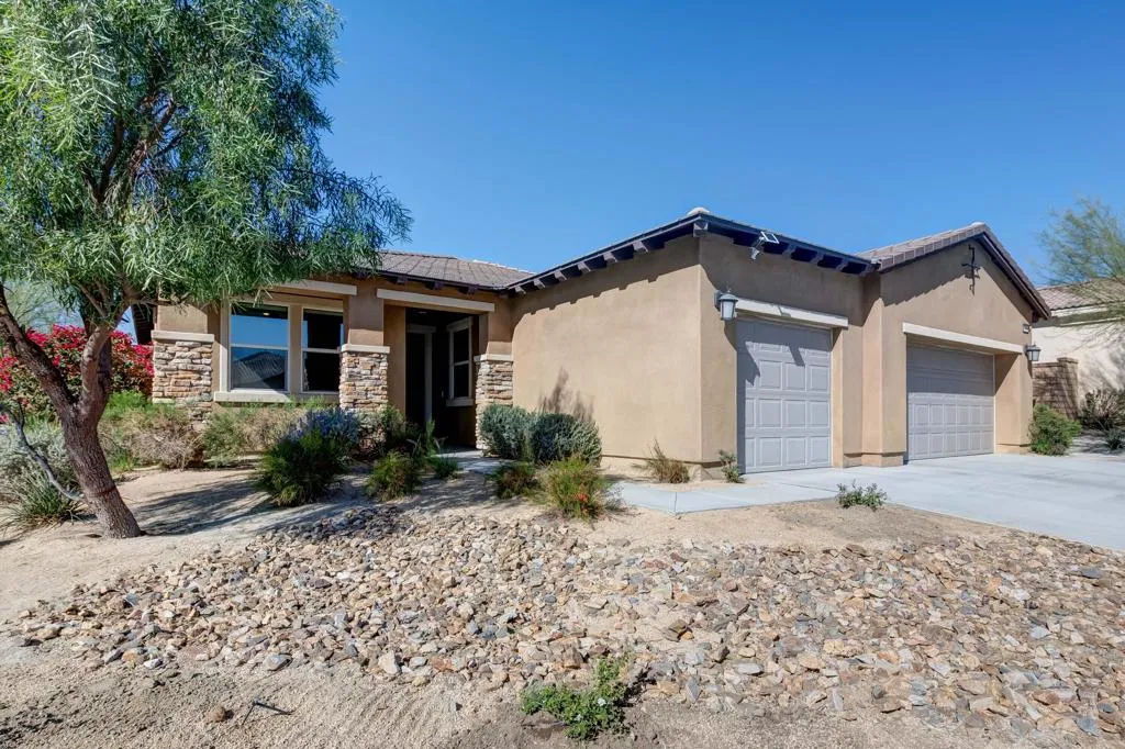 40161 Padova Drive, Indio, California 92203 home-pic-1