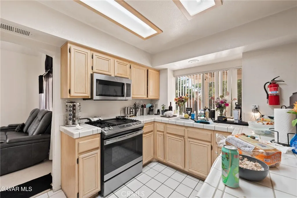 38145 Lido, Palmdale, California 93552 home-pic-4