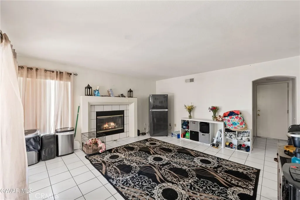 38145 Lido, Palmdale, California 93552 home-pic-6