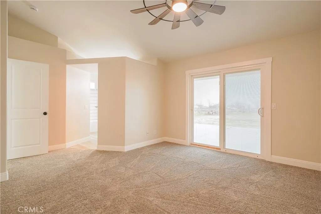 19228 Live Oak, Hesperia, California 92345 home-pic-28