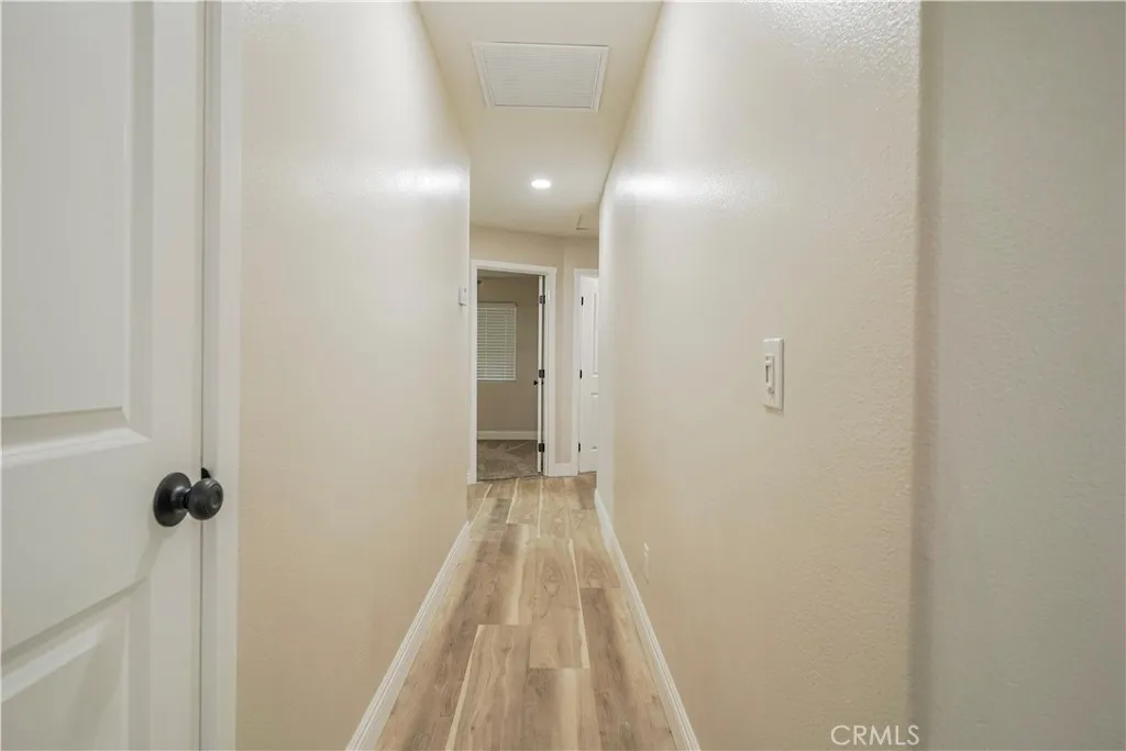 19228 Live Oak, Hesperia, California 92345 home-pic-18