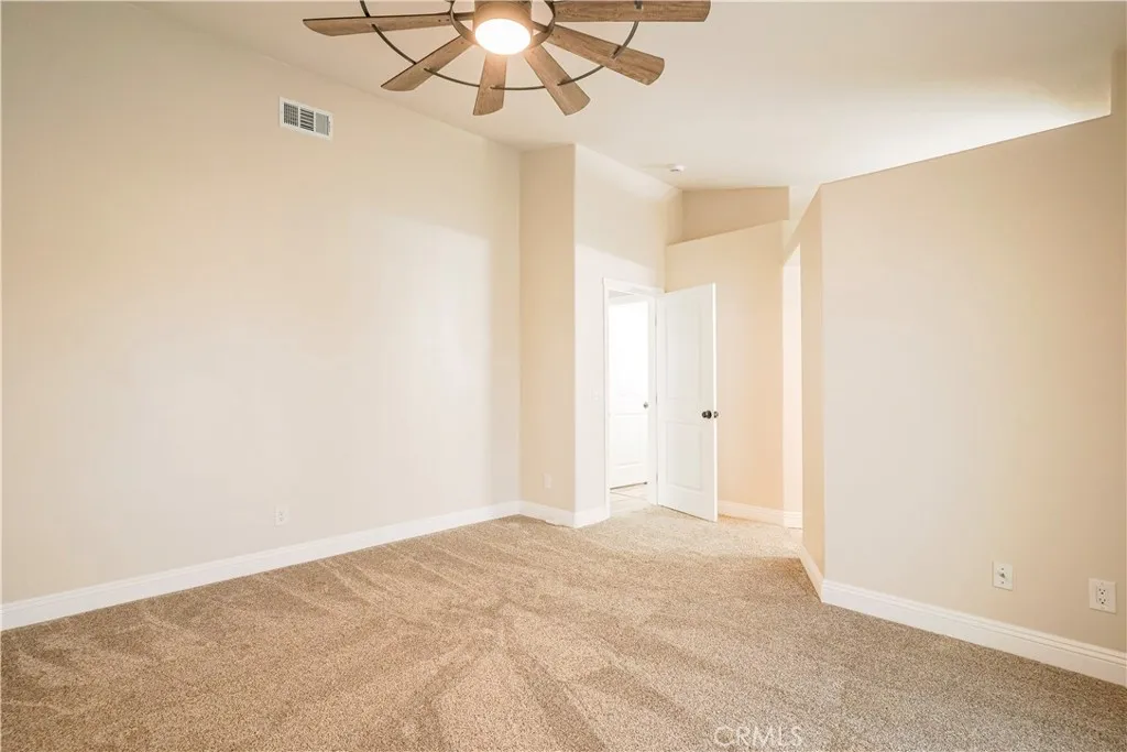 19228 Live Oak, Hesperia, California 92345 home-pic-29