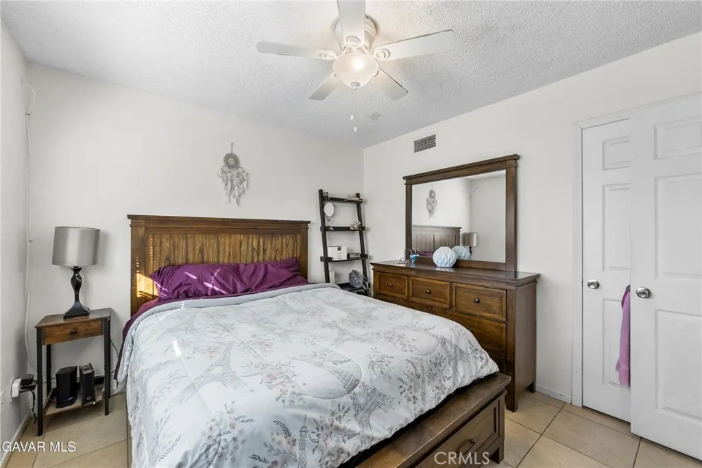 38609 Glenraven, Palmdale, California 93550 home-pic-24