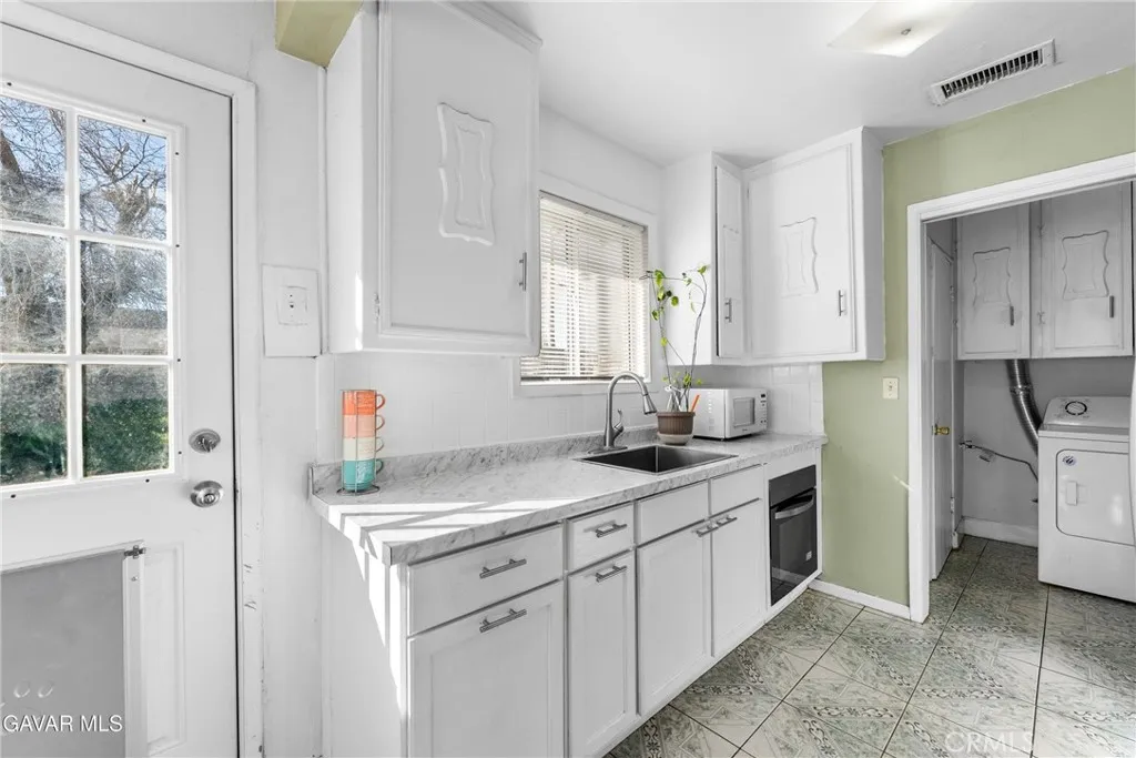 38609 Glenraven, Palmdale, California 93550 home-pic-20
