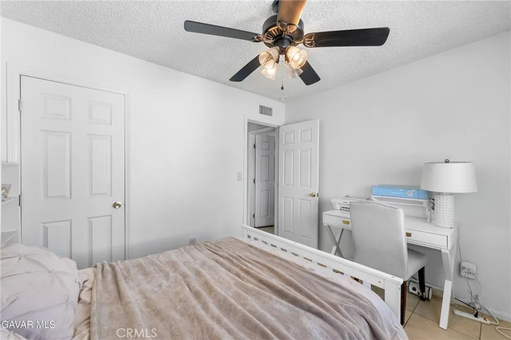 38609 Glenraven, Palmdale, California 93550 home-pic-26