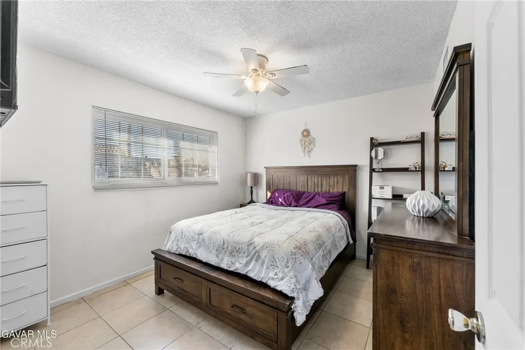 38609 Glenraven, Palmdale, California 93550 home-pic-25