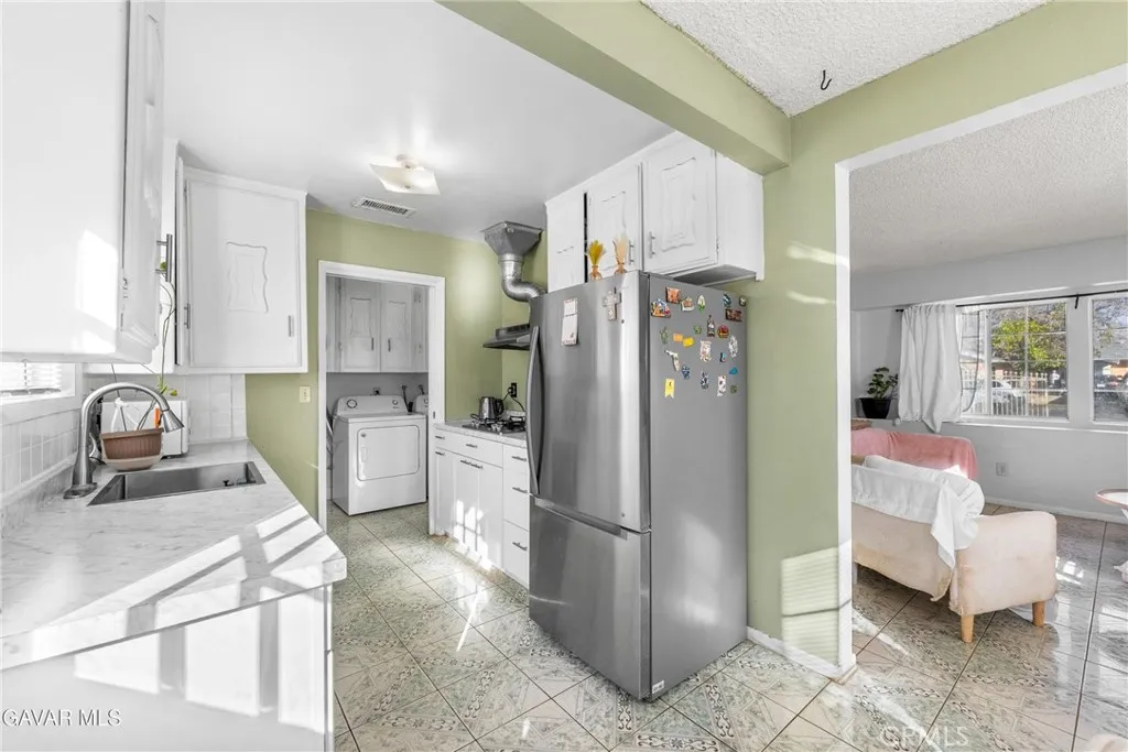 38609 Glenraven, Palmdale, California 93550 home-pic-14