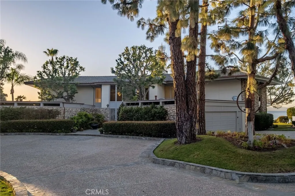 1733 Paseo Del Mar, Palos Verdes Estates, California 90274 home-pic-35