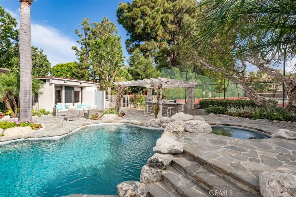 1733 Paseo Del Mar, Palos Verdes Estates, California 90274 home-pic-62