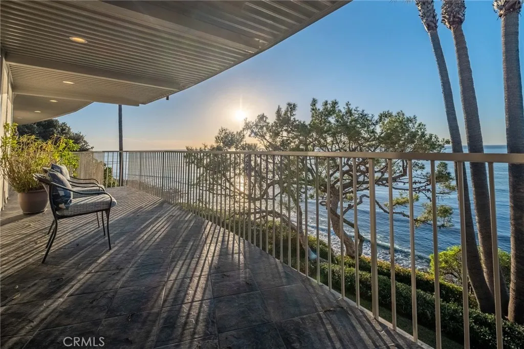 1733 Paseo Del Mar, Palos Verdes Estates, California 90274 home-pic-30