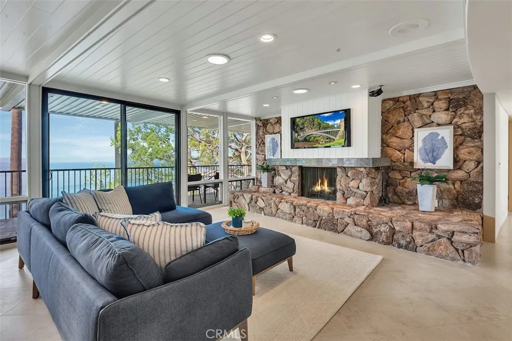 1733 Paseo Del Mar, Palos Verdes Estates, California 90274 home-pic-49