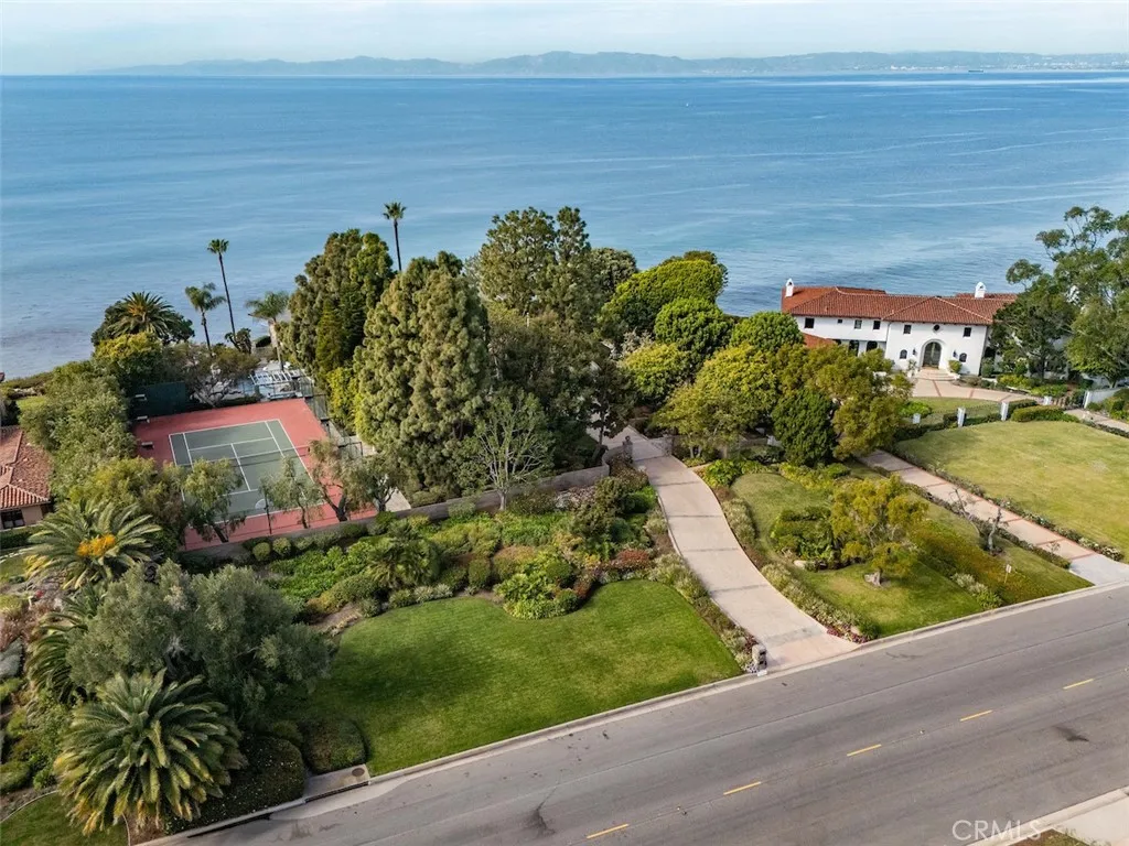 1733 Paseo Del Mar, Palos Verdes Estates, California 90274 home-pic-42