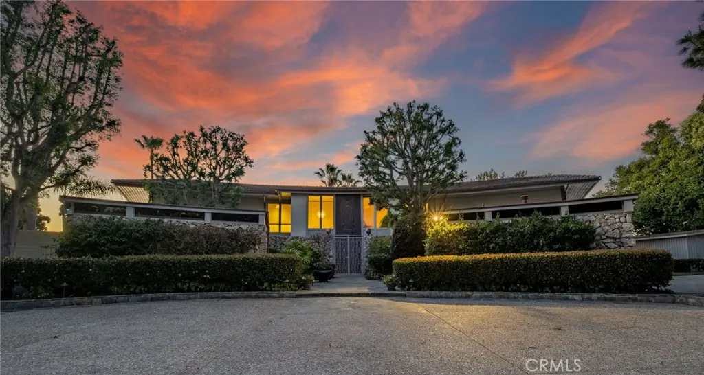 1733 Paseo Del Mar, Palos Verdes Estates, California 90274 home-pic-20