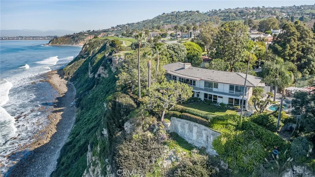 1733 Paseo Del Mar, Palos Verdes Estates, California 90274 home-pic-43