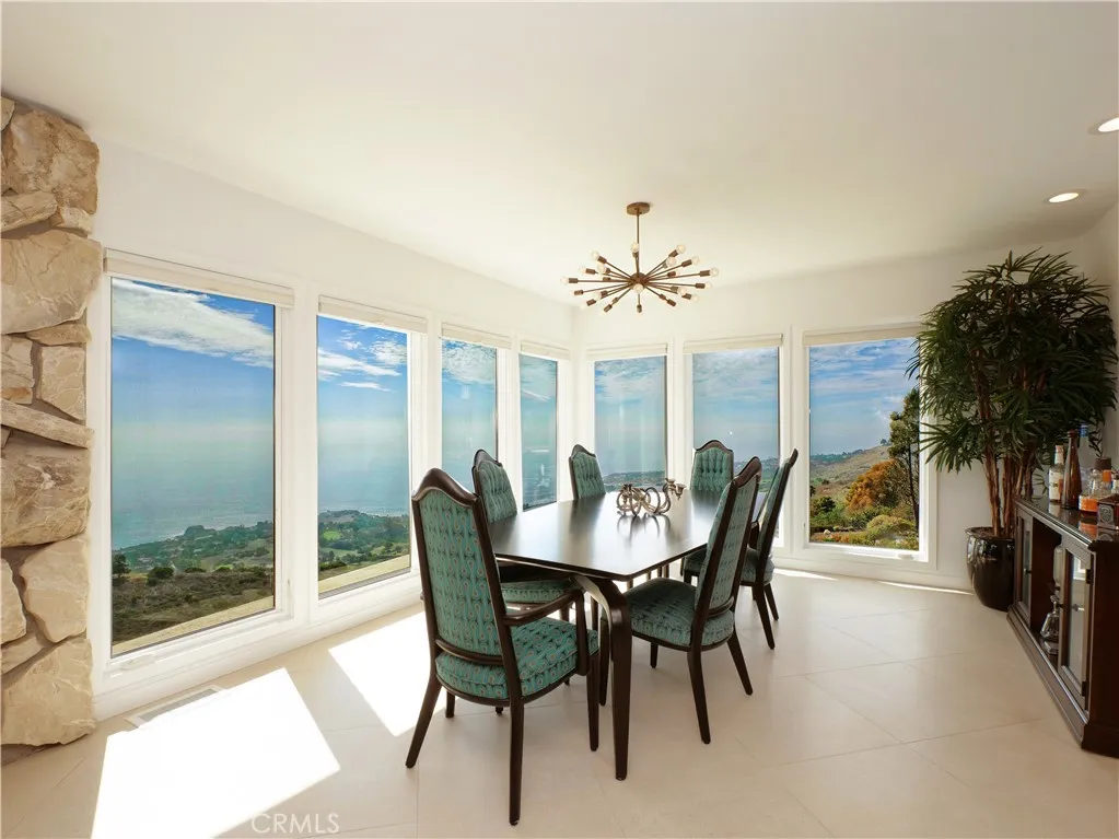 43 Oceanaire Drive, Rancho Palos Verdes, California 90275 home-pic-10