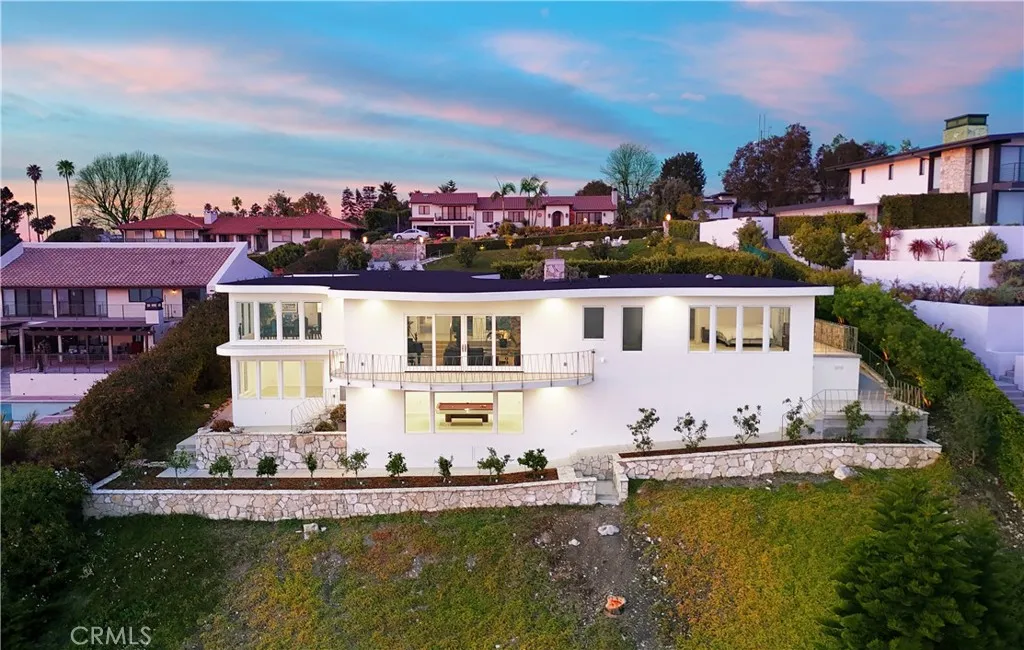 43 Oceanaire Drive, Rancho Palos Verdes, California 90275 home-pic-1