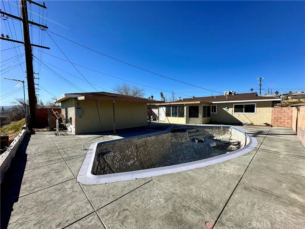 621 Stevens, Barstow, California 92311 home-pic-28